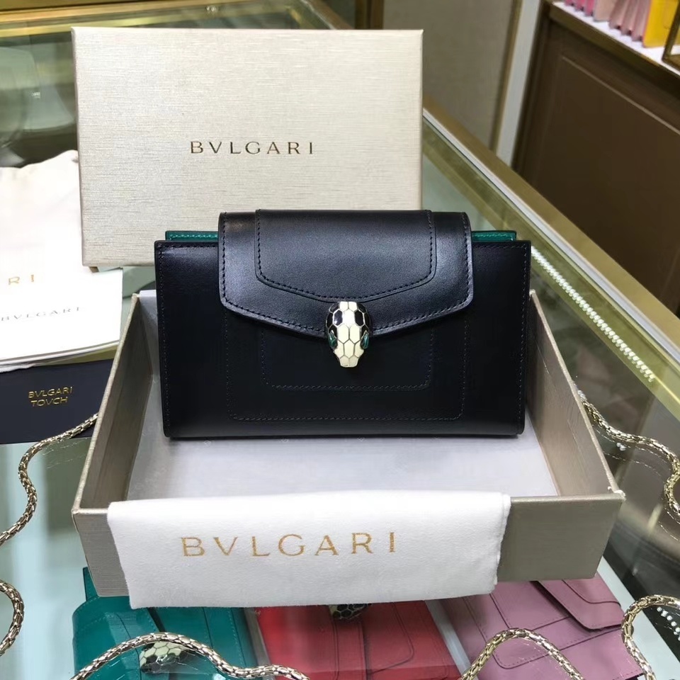 Bvlgari Serpenti Forever chain wallet in black