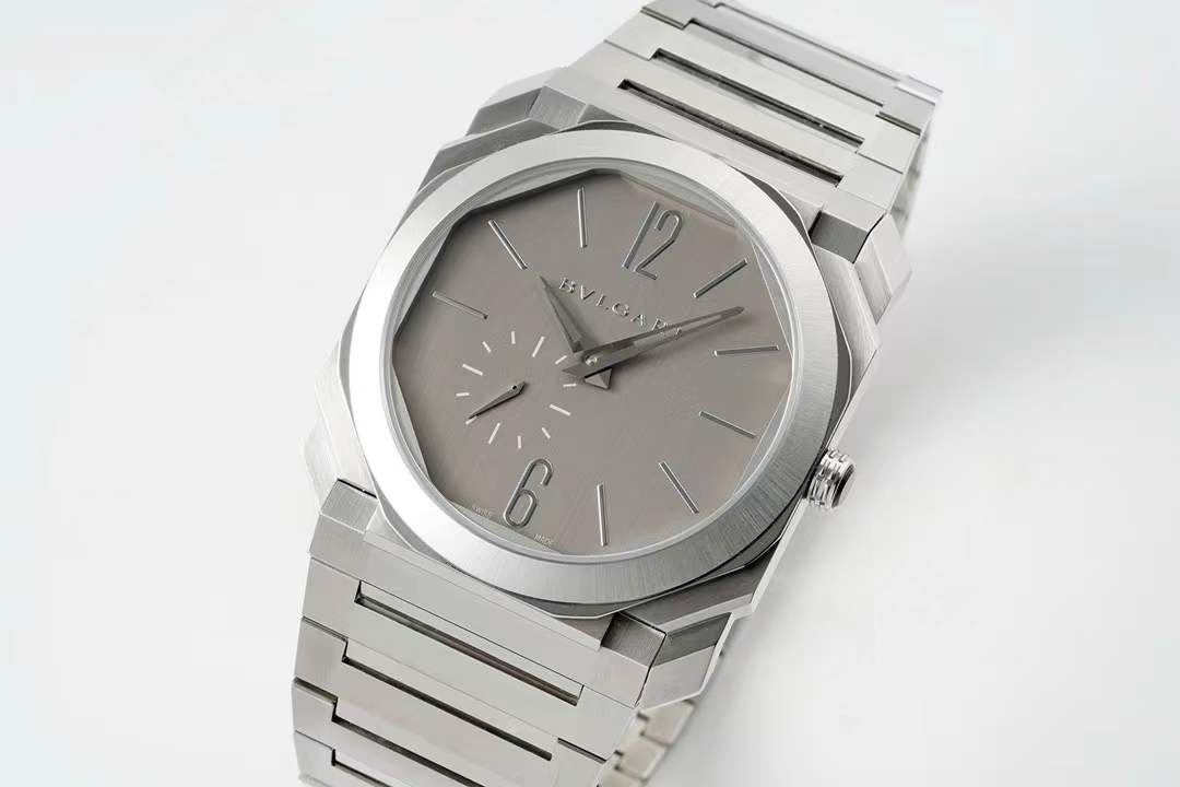 Bvlgari Octo Finissimo automatic watch