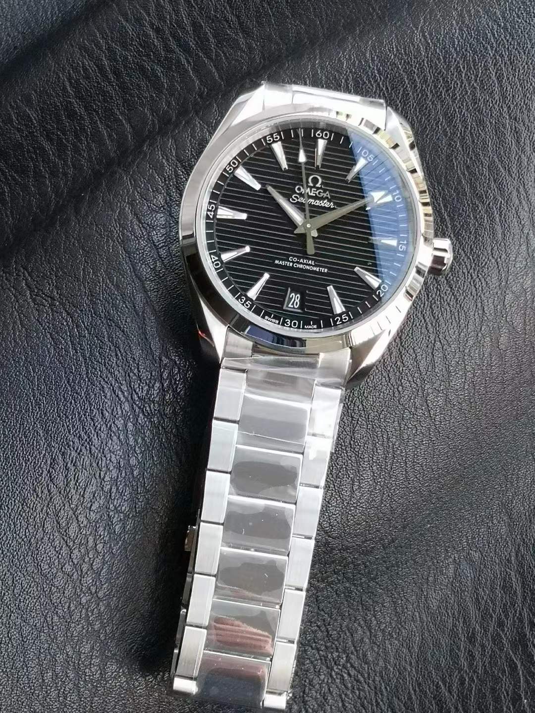 Omega Seamaster Aqua Terra 150M Co-Axial Master Chronometer 41mm in stainless steel with a black dial and steel bracelet