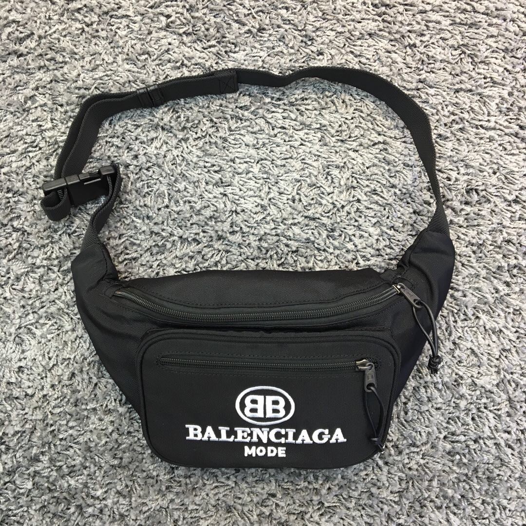 Balenciaga BB Mode Explorer belt bag in black nylon
