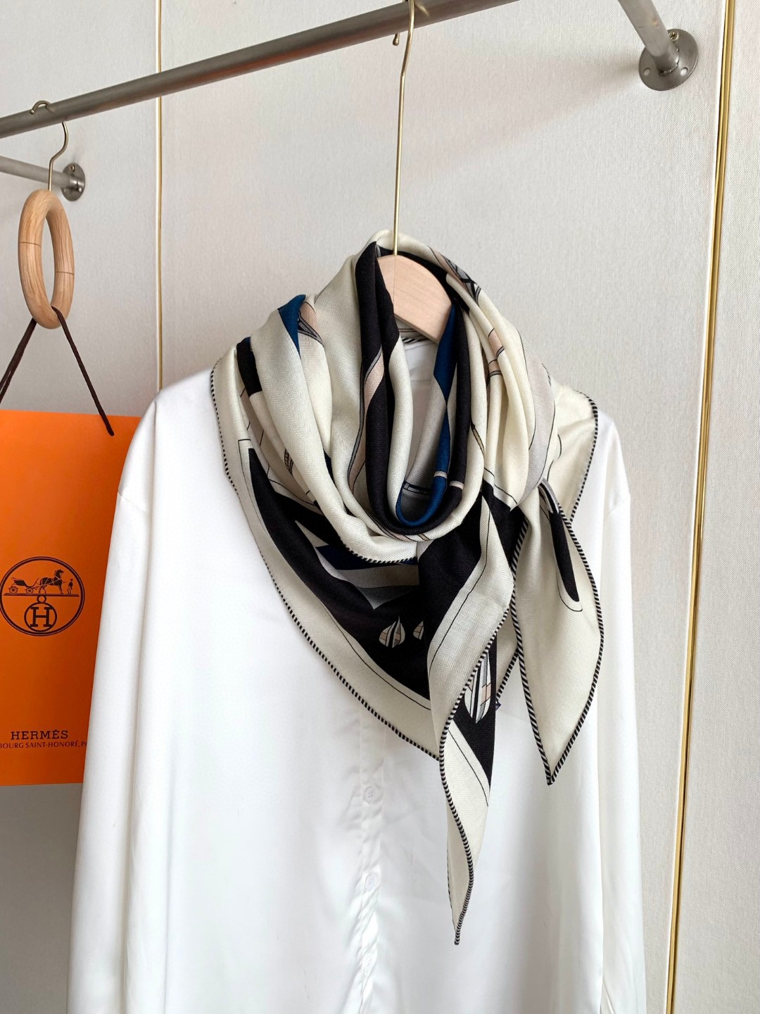 Hermès "Arcs-en-Ciel" scarf