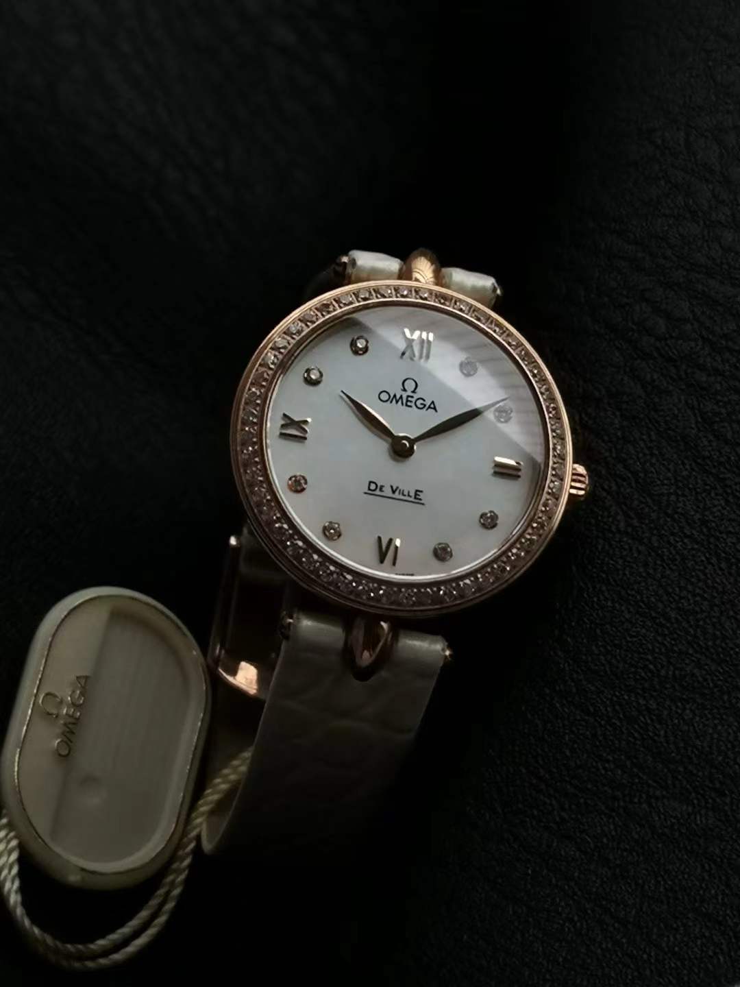 Omega De Ville Prestige Dewdrop Quartz