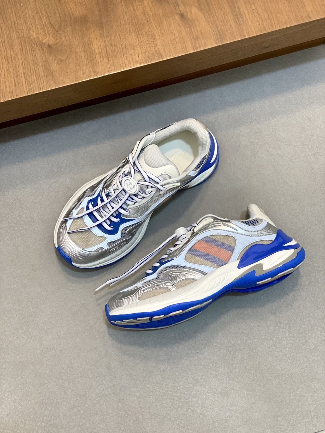 Gucci 2.0 trainers in grey and blue mesh and leather