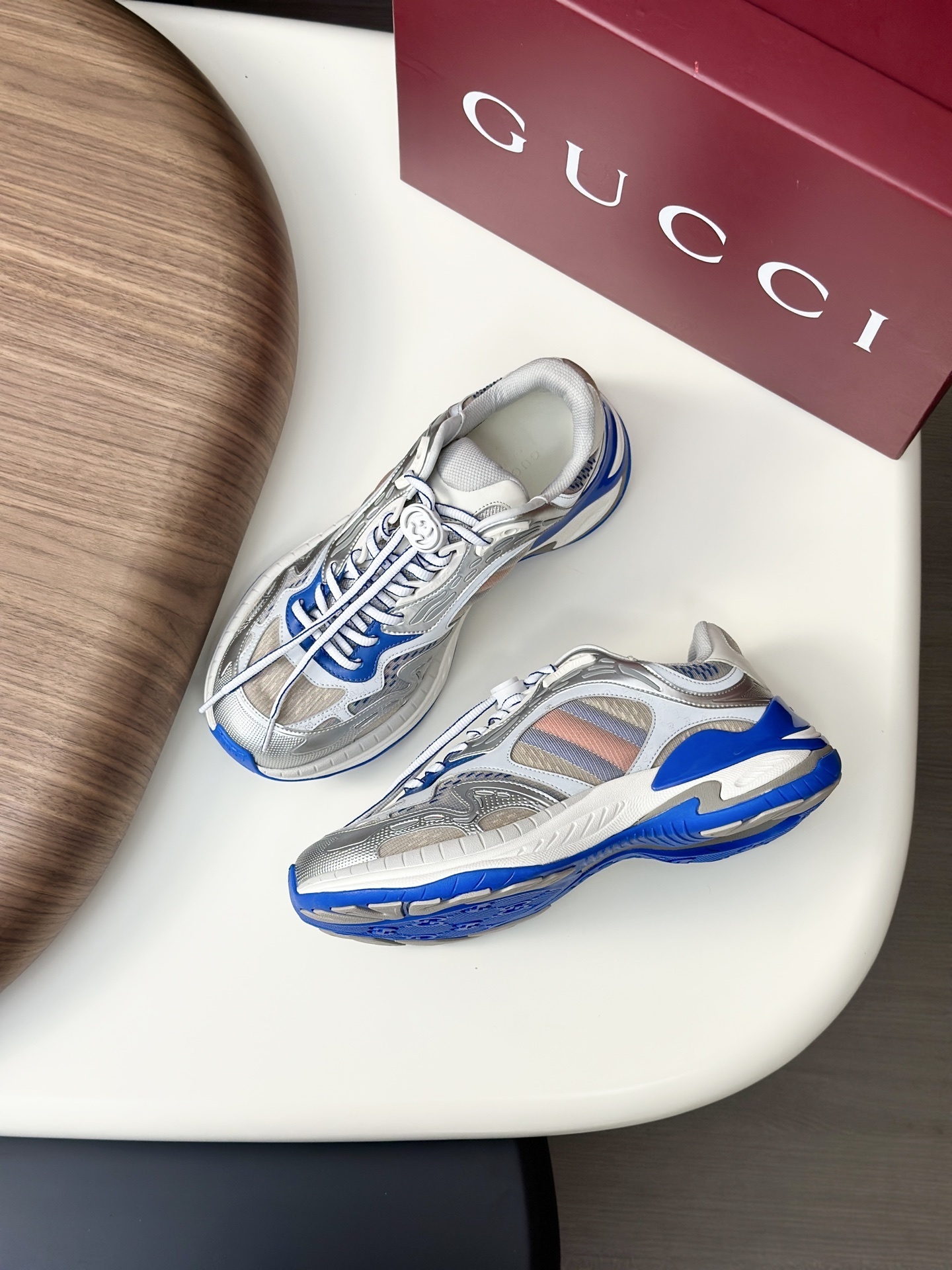 Gucci 2.0 sneakers in grey and blue mesh and leather