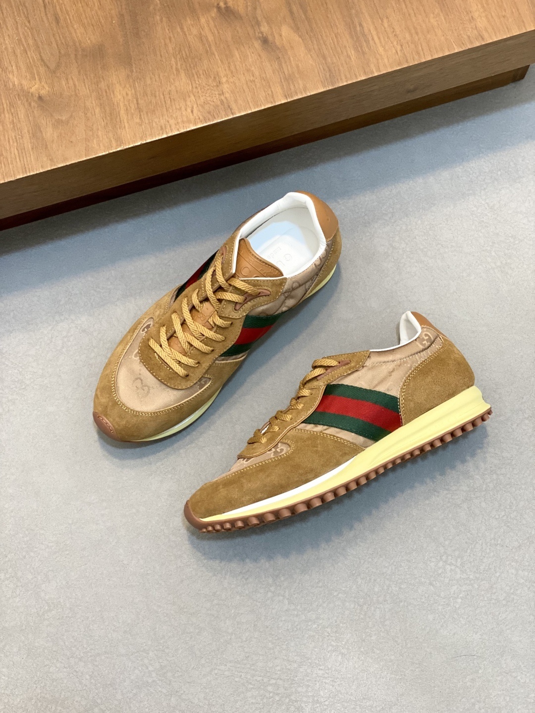 Gucci Re-Motion sneakers in camel brown suede