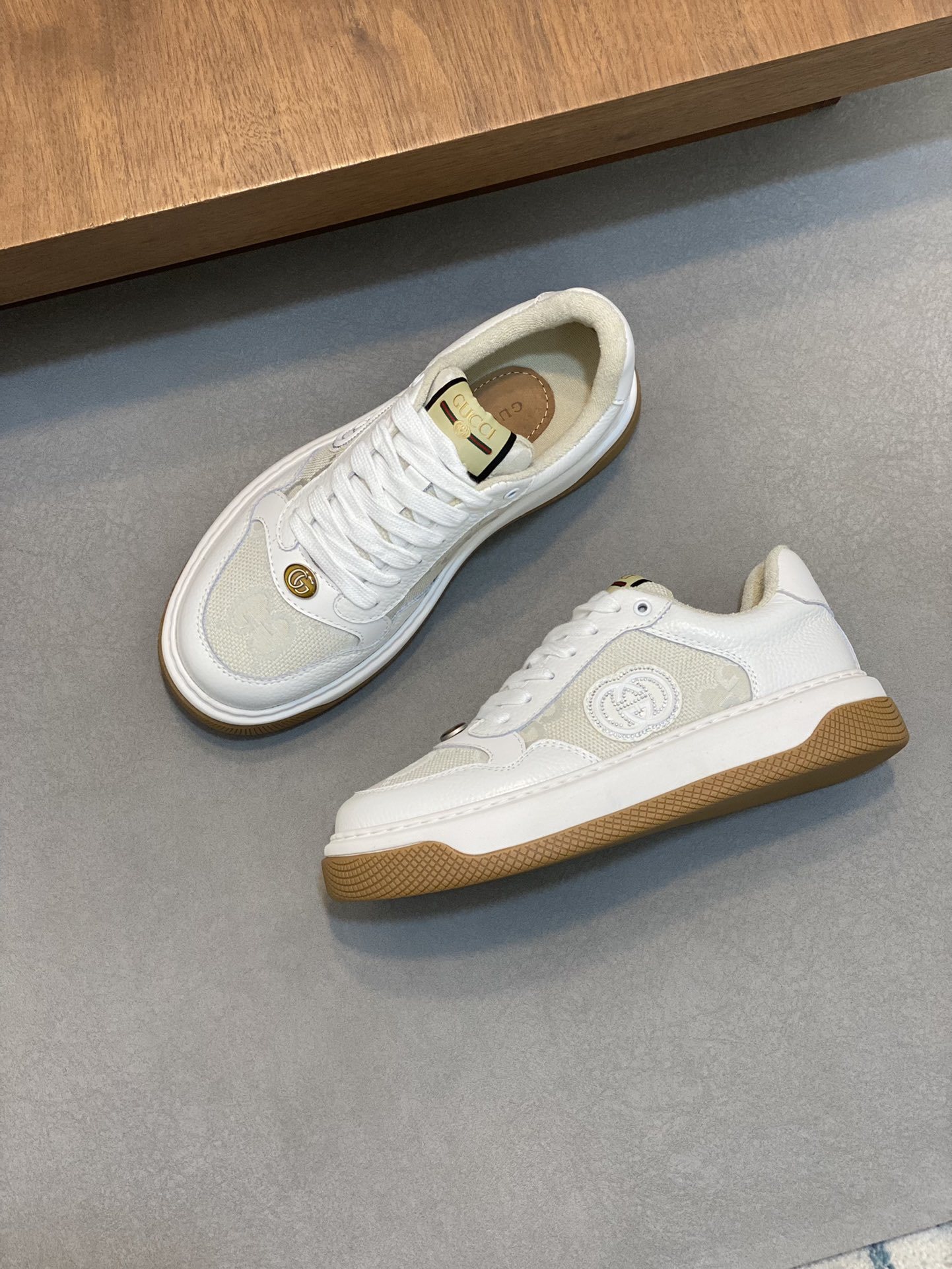 Gucci MAC80 sneakers in white leather with a gum sole