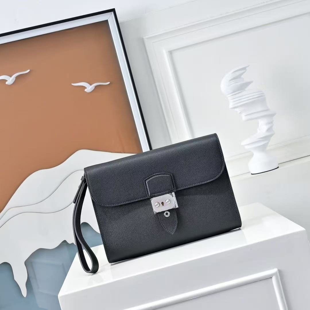 Hermès Sac à Dépêches 24 pouch in black Epsom calfskin