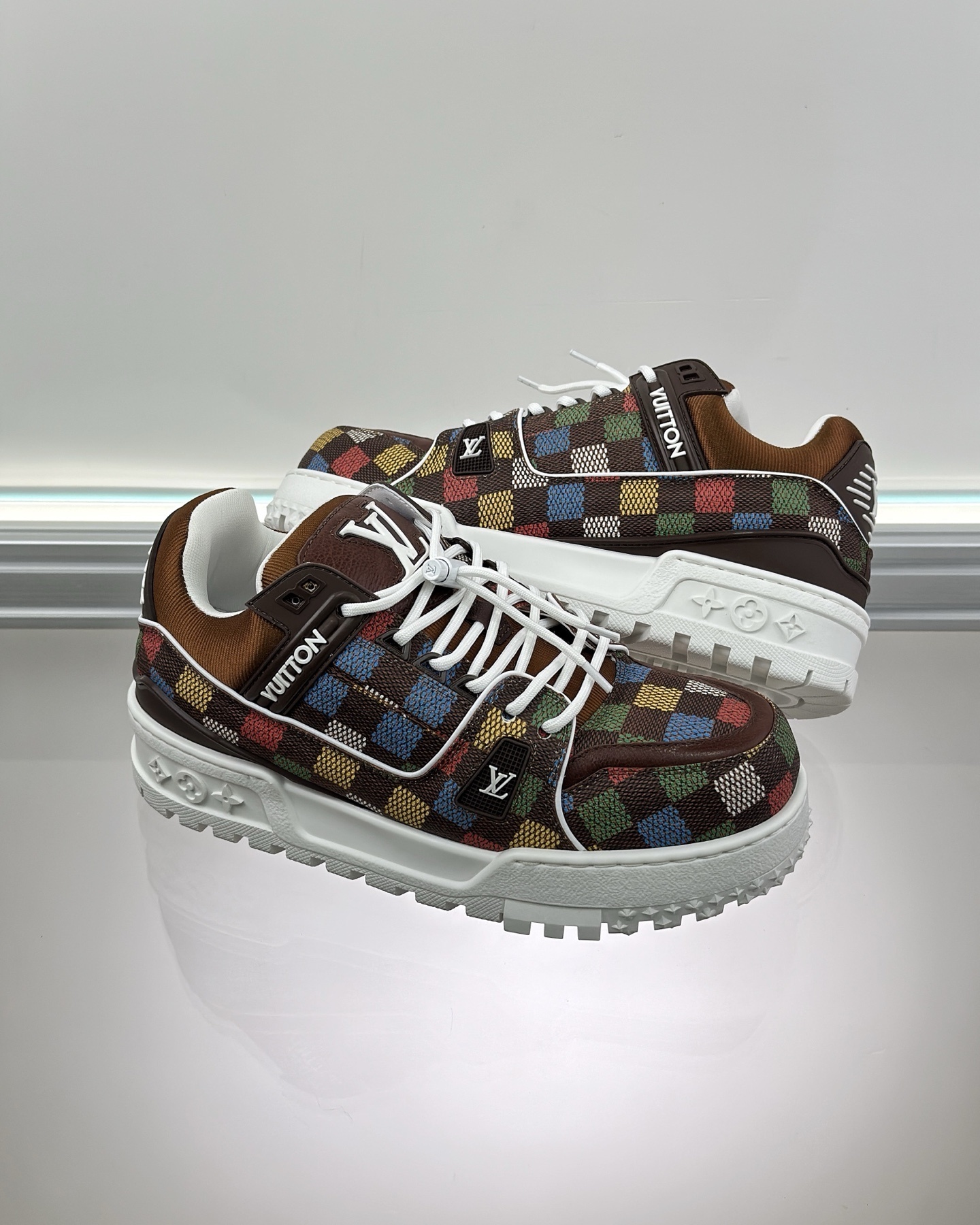 LV Trainer Maxi sneaker in brown Damier grained calf leather