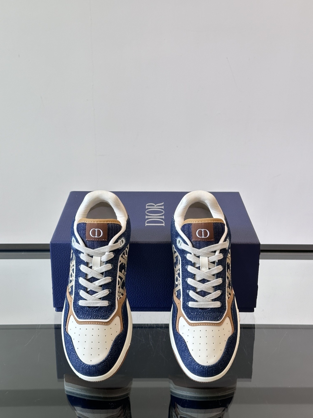 Dior B27 Uptown low-top sneaker in white smooth calfskin