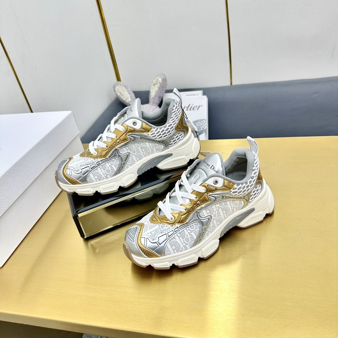 Dior Vibe sneaker in white mesh printed