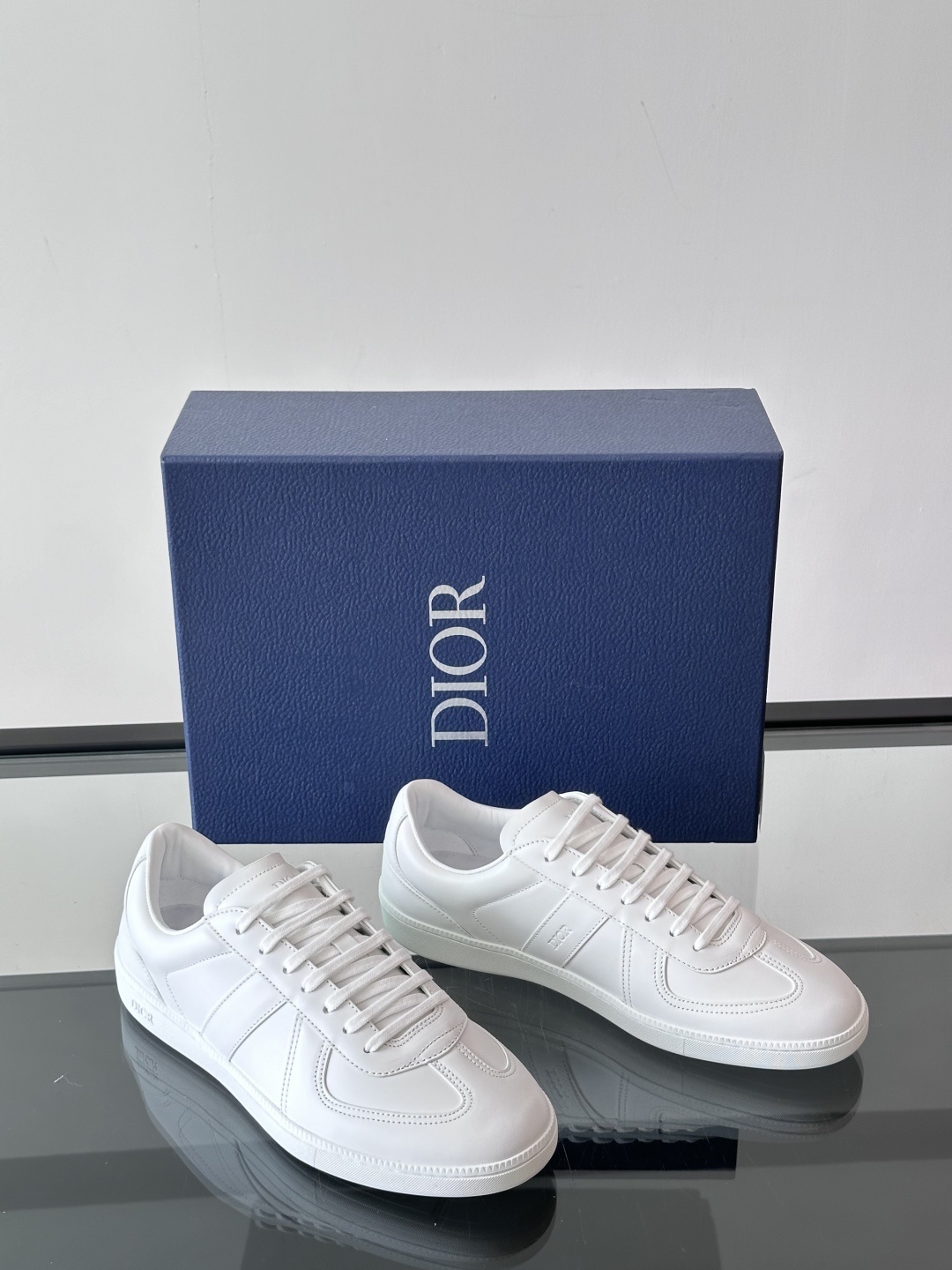 Dior B01 Matchpoint sneaker in white smooth calfskin