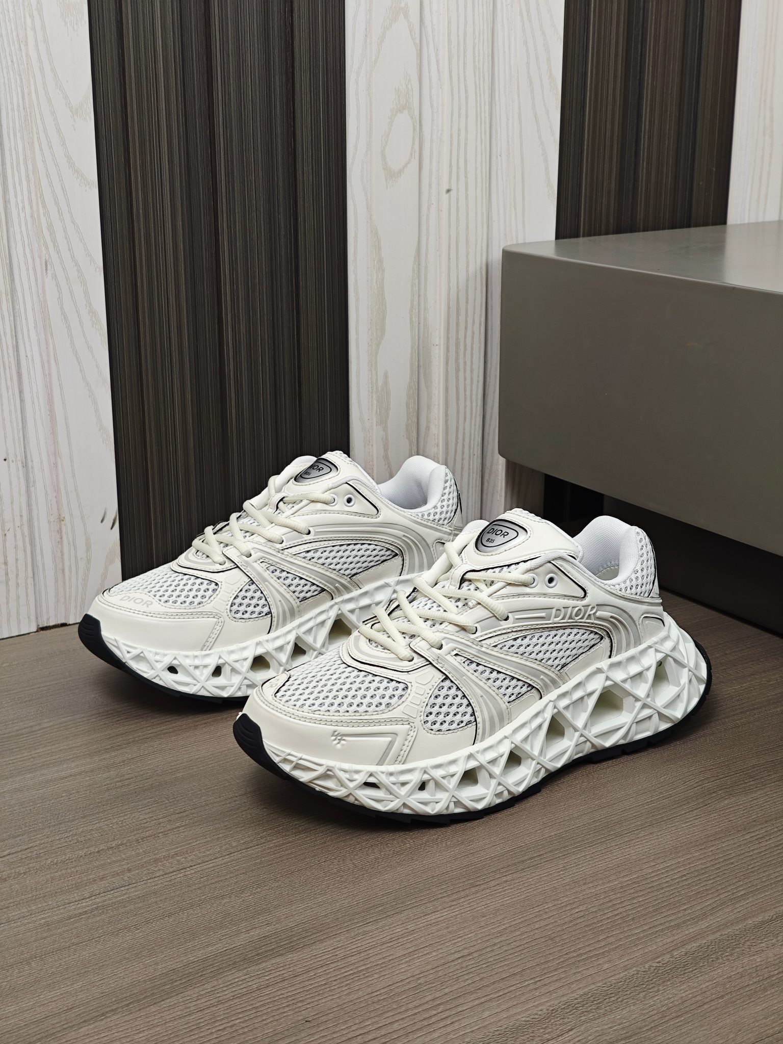 Dior B35 NXXT sneakers in white