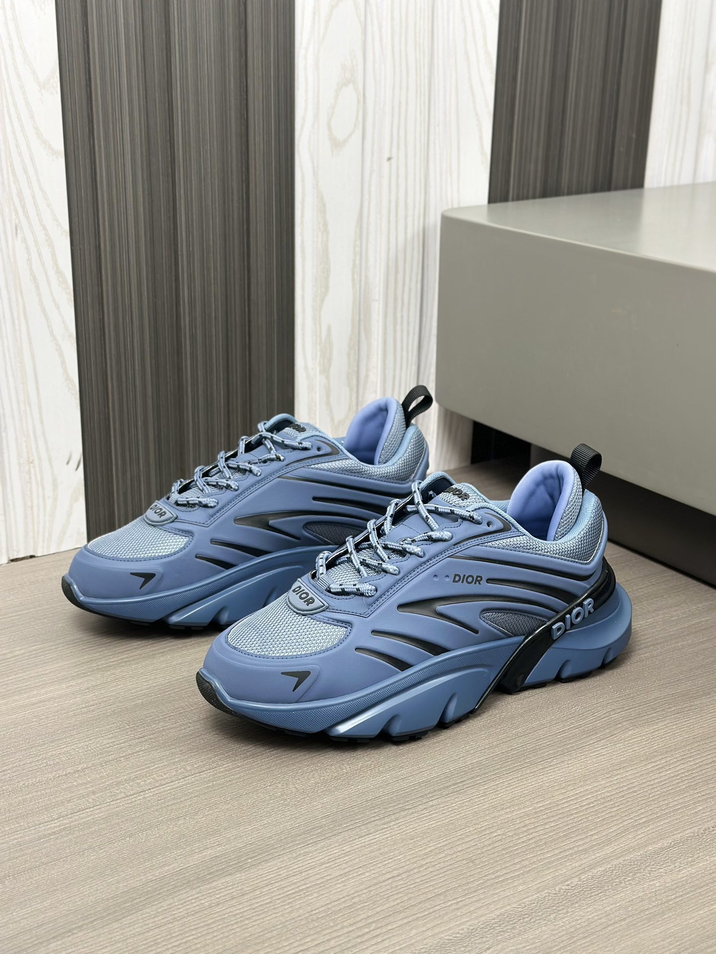 Dior B44 Blade sneaker in blue