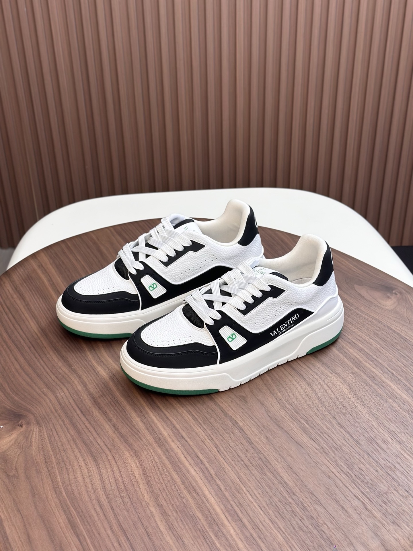 Valentino Sneaker Black and White