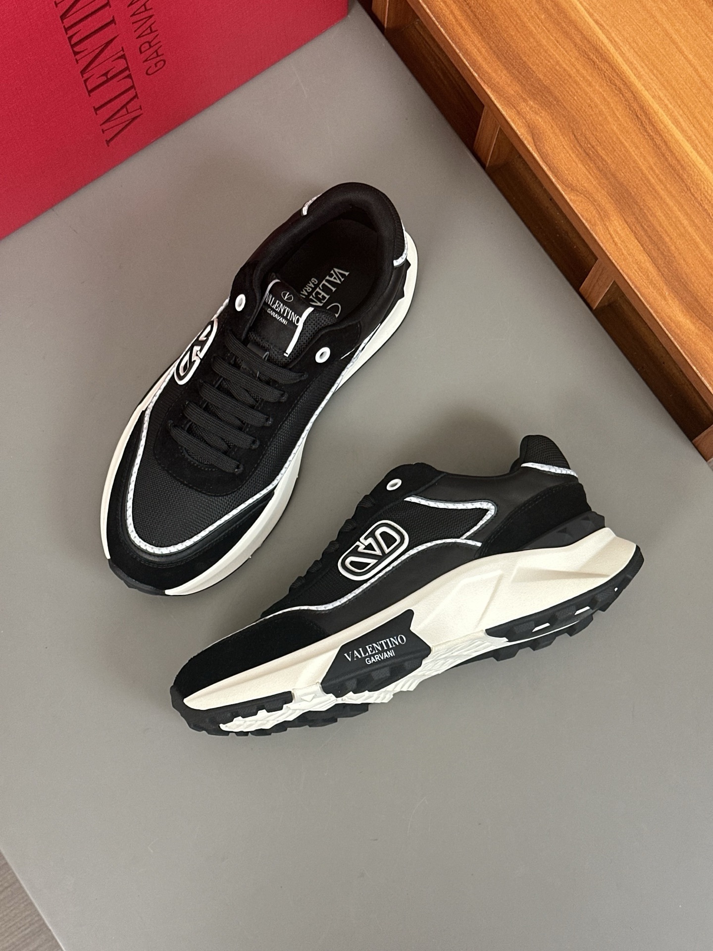 Valentino Garavani VL7N low-top sneaker in black calfskin leather