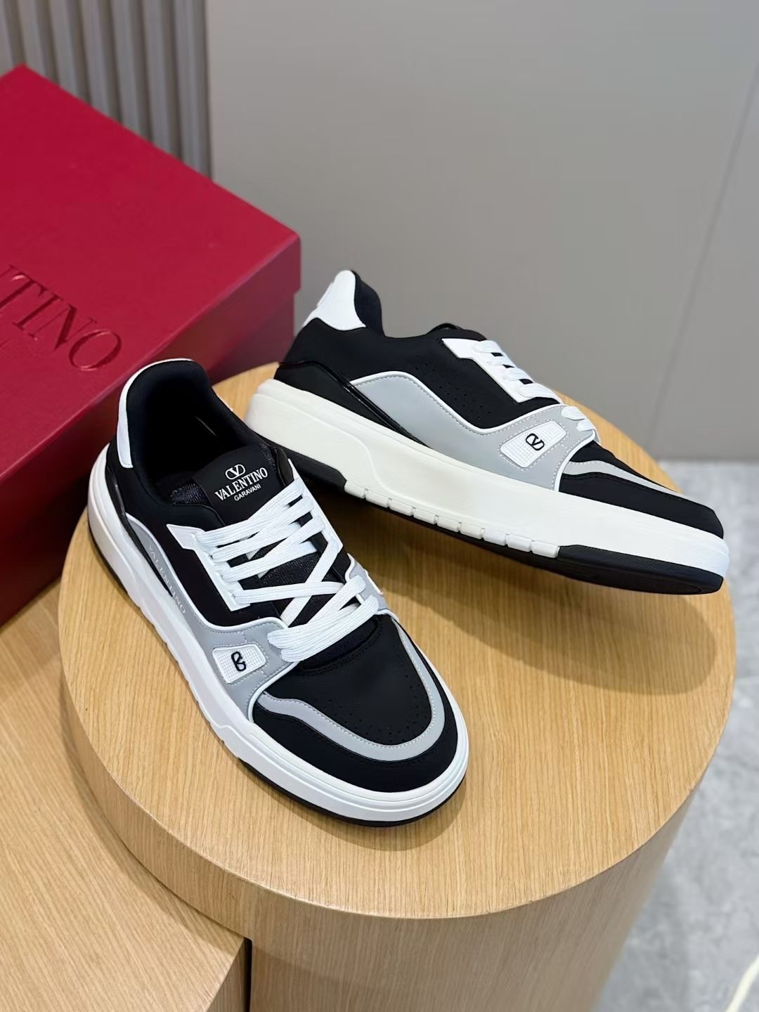 Valentino Garavani One Stud low-top sneaker Black and white