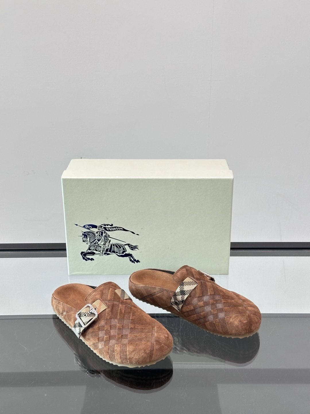 Burberry Urchin suede clogs brown