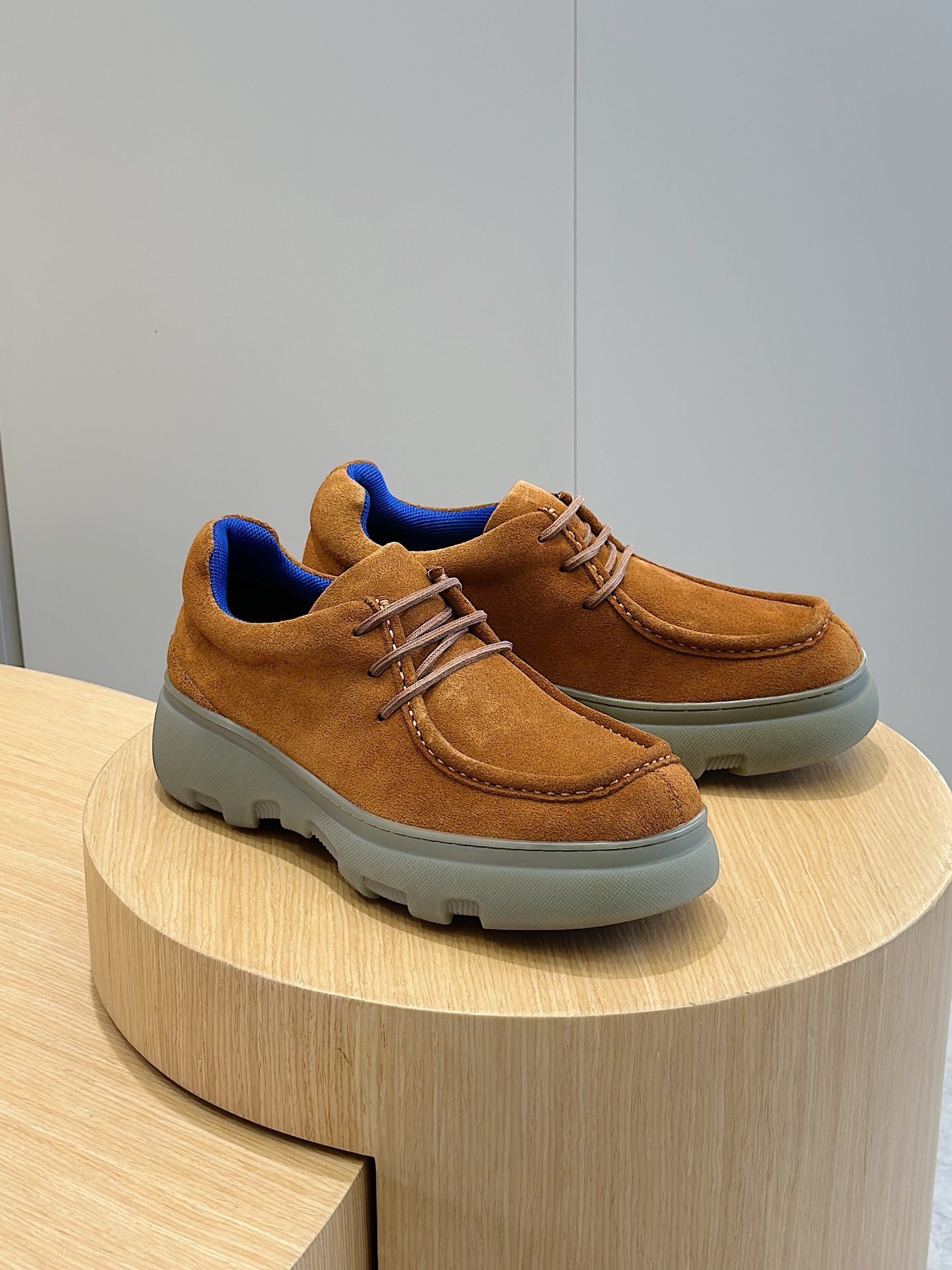 Burberry Suede Creeper Mid Derby sneakers in the color sand/beige