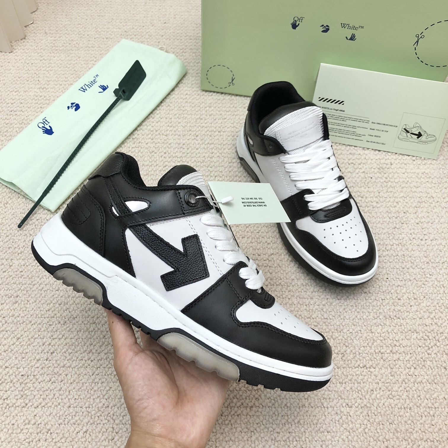 Off-White Out of Office Calf Leather Panda sneakers