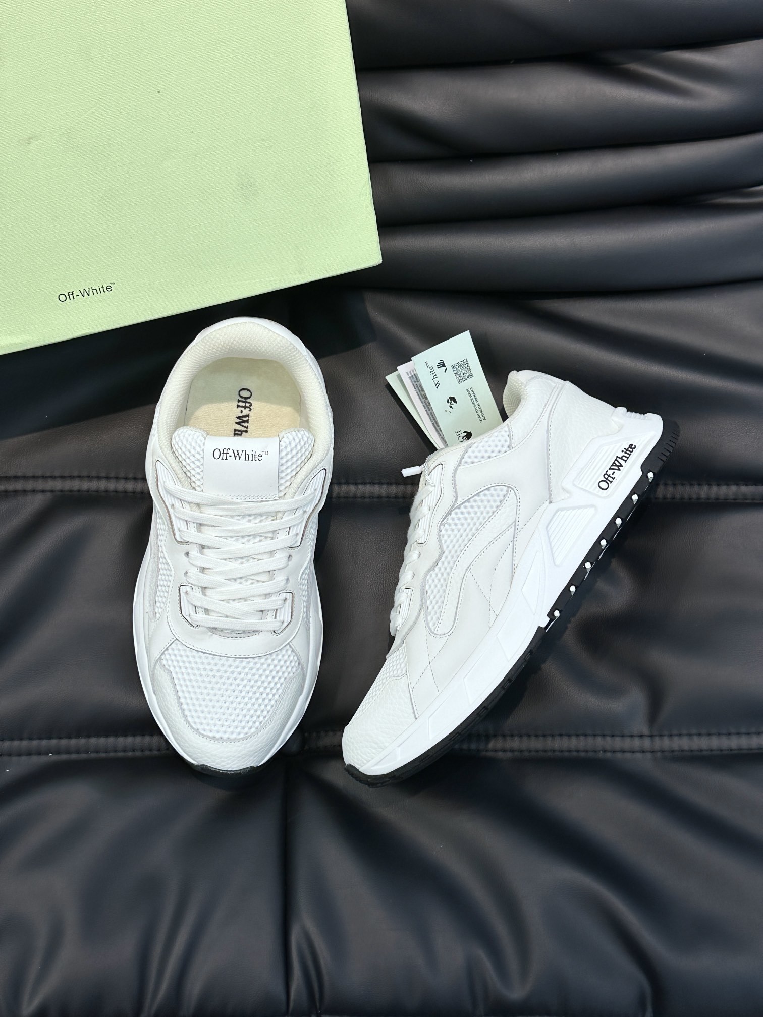 Off-White Men's Runner Sneakers in white