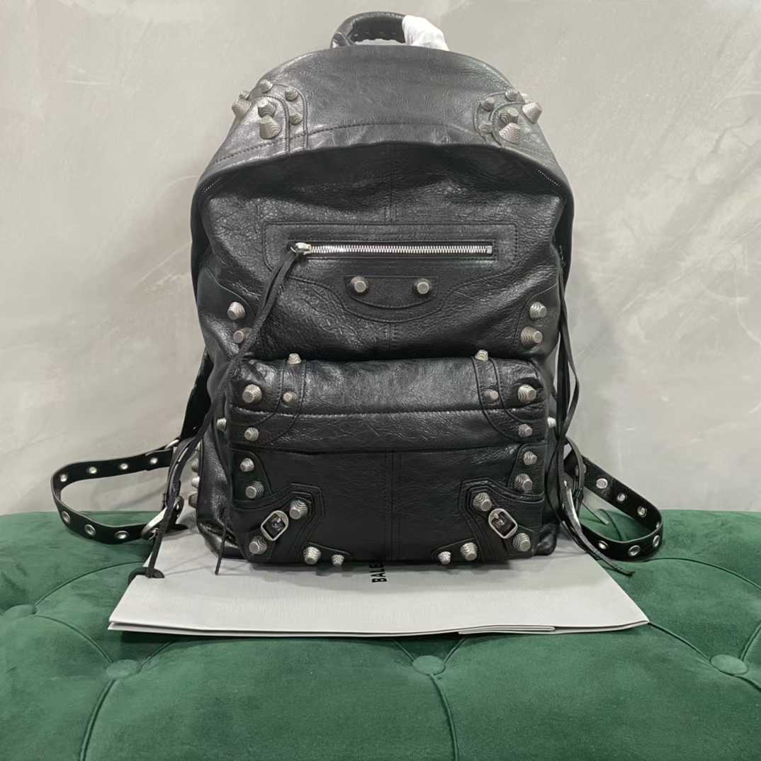 Balenciaga Le Cagole backpack in black Arena lambskin