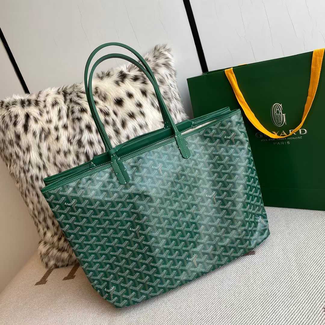 Goyard Artois PM tote bag in green goyardine canvas