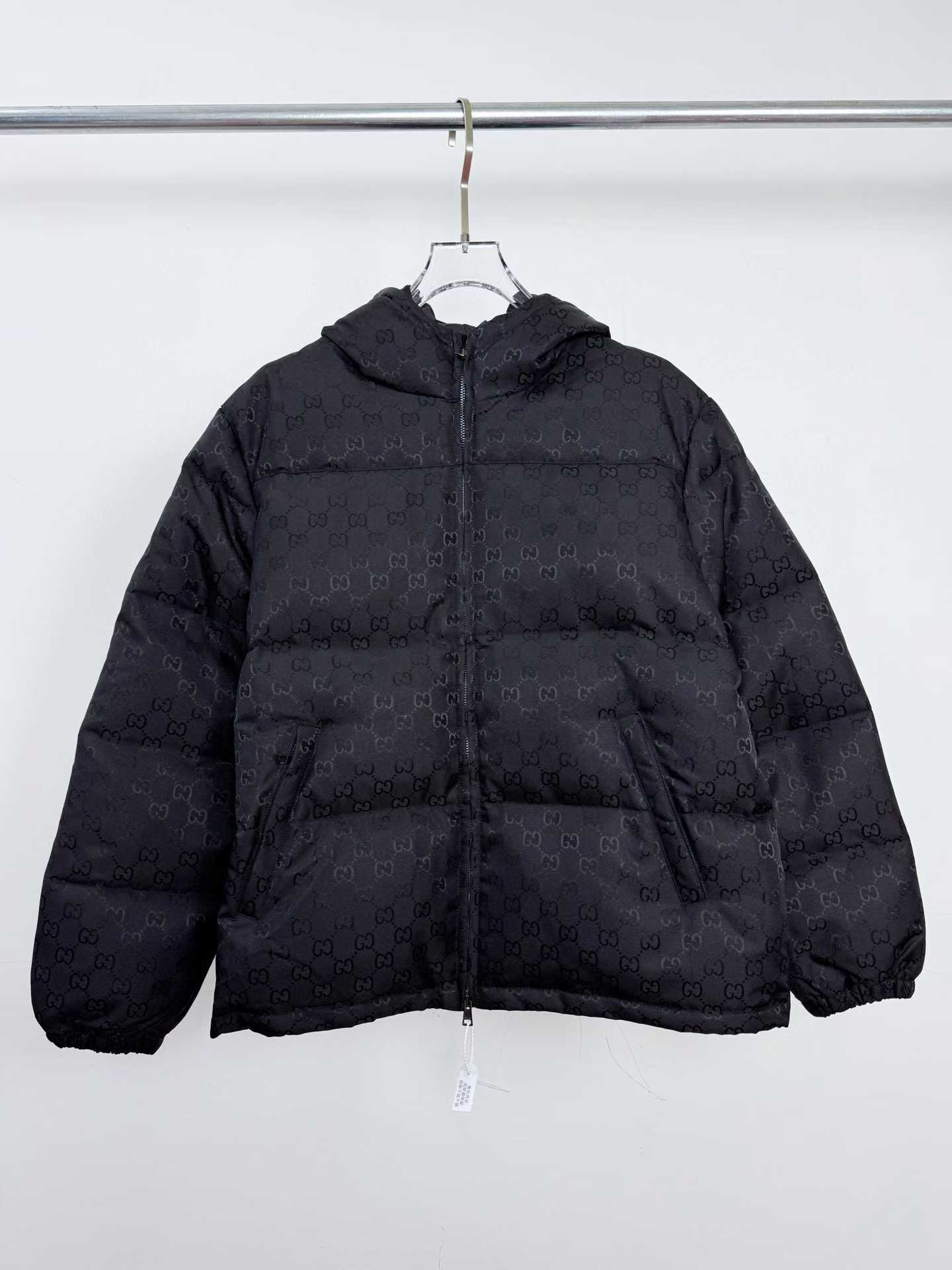 Gucci GG Supreme down jacket