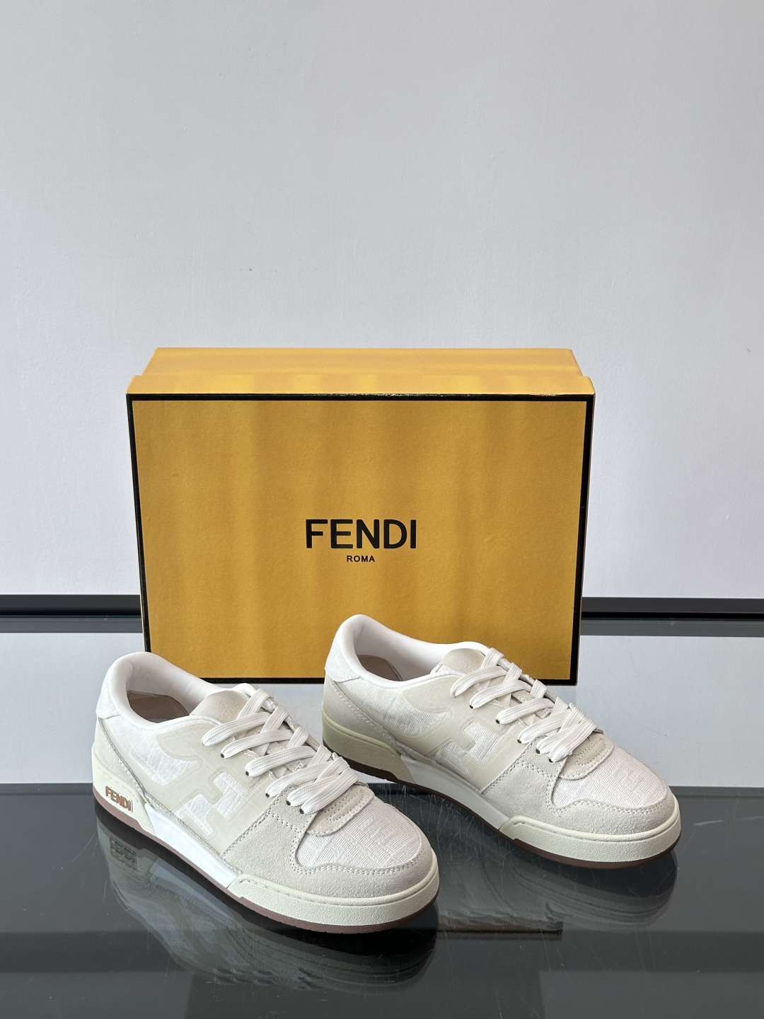 Fendi Match low-top sneakers in white suede and leather with a terry collar
