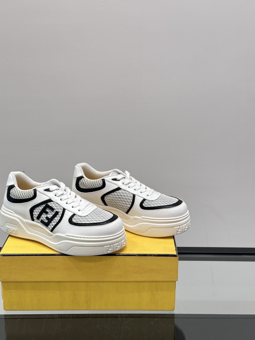 Fendi Match low-top sneakers in white leather with black