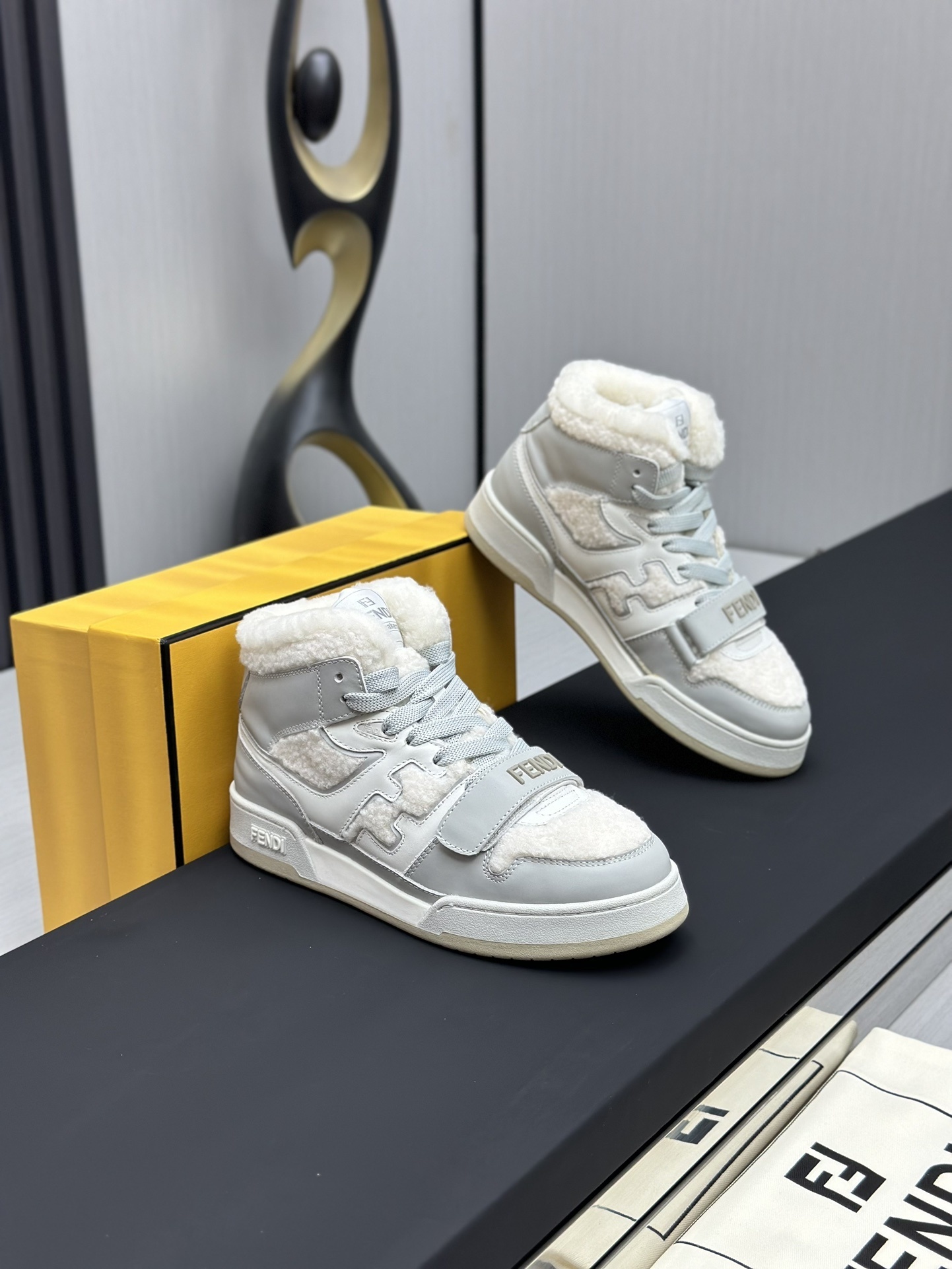 Fendi Logo Moon Winter/Snow Boots