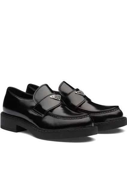 Christian Louboutin Retero black calf leather sneaker.