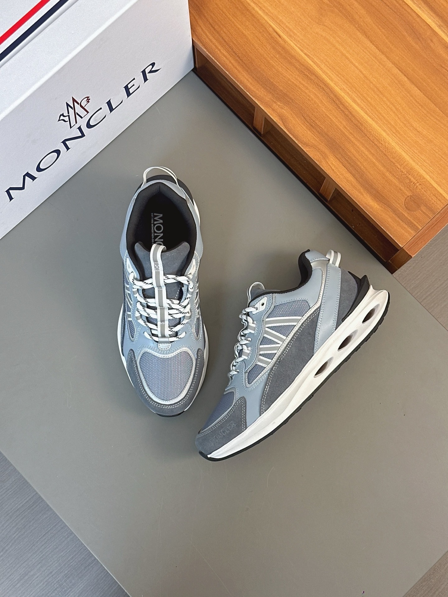 Moncler Trailgrip APEX2GTX nubuck and leather sneakers