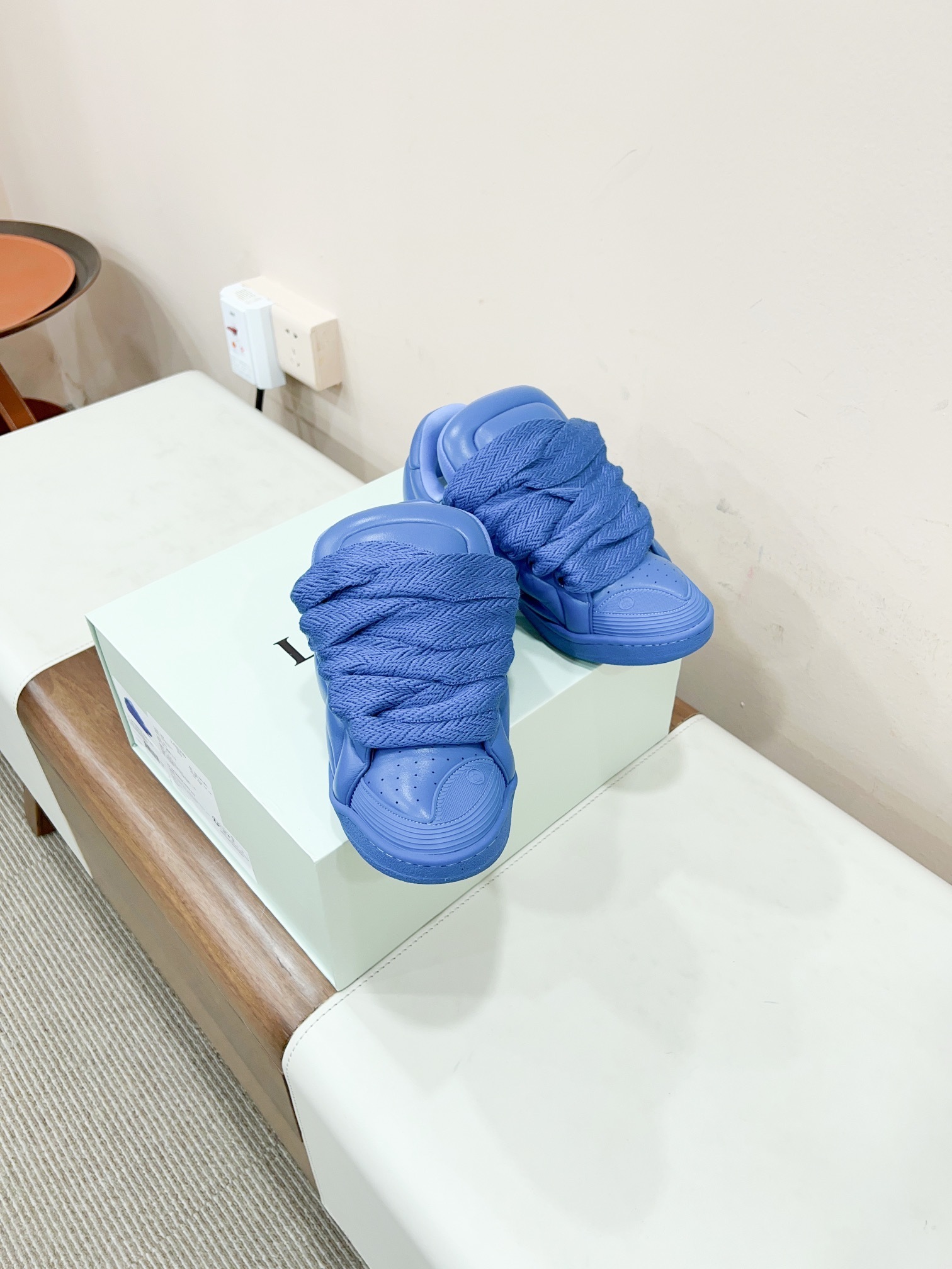 Lanvin Curb XL low-top sneakers in blue