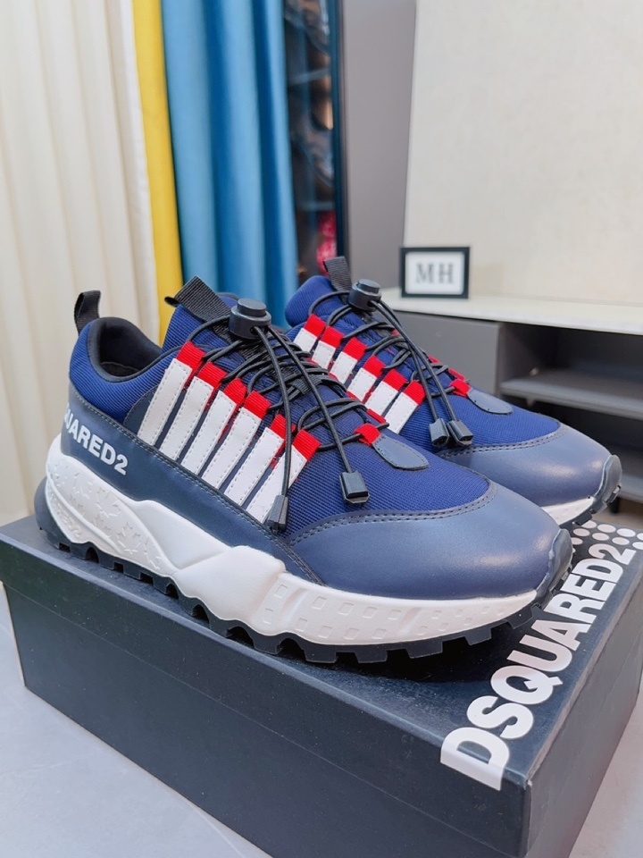 DSQUARED2 sneakers with white stripes and a chunky rubber sole