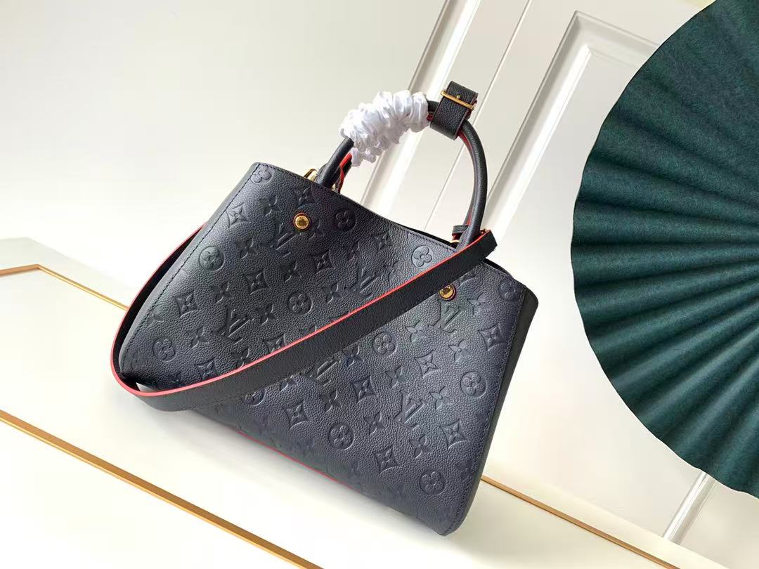 LV Montaigne MM bag in black Monogram Empreinte leather