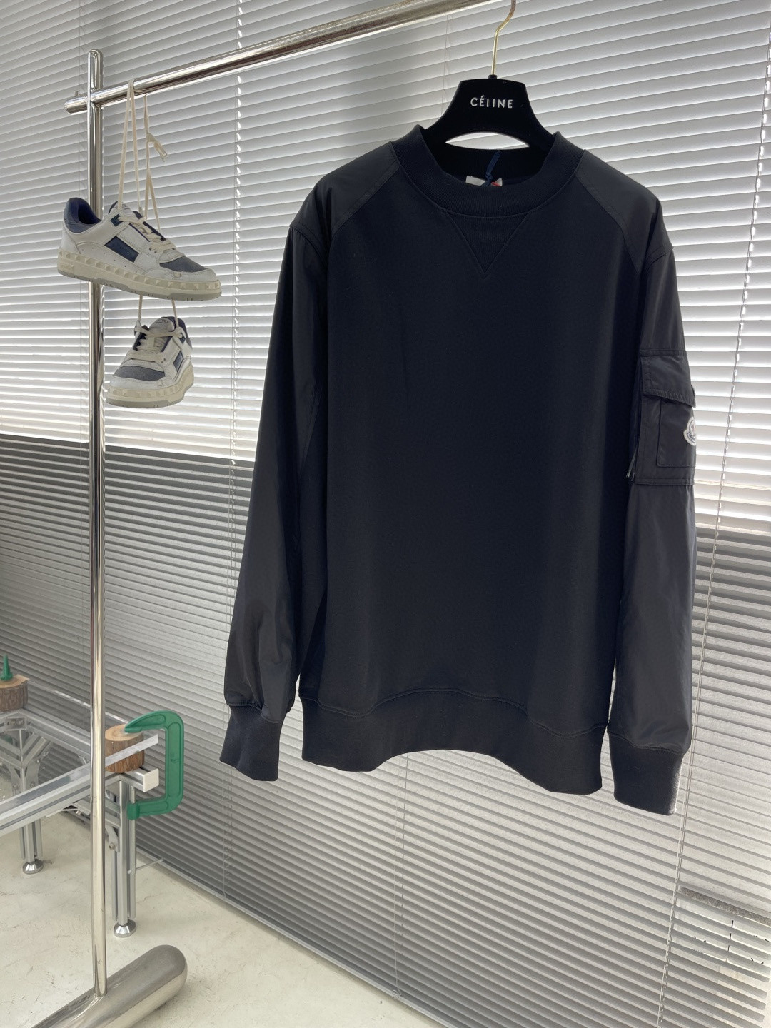 Moncler black cotton-blend sweatshirt with nylon sleeves and pocket
