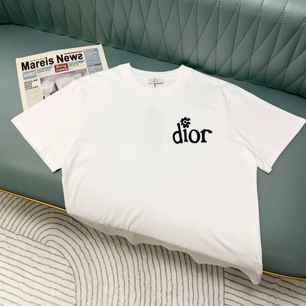 Dior white drop shoulder logo print t-shirt.