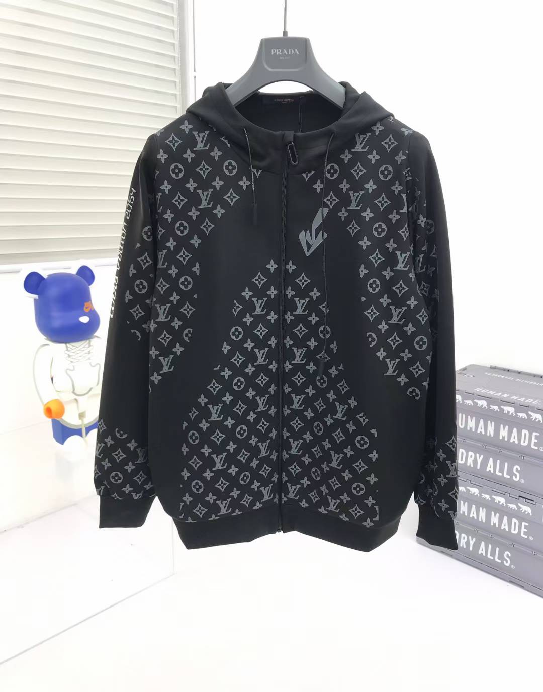 LV black monogram print jersey zip-up hoodie