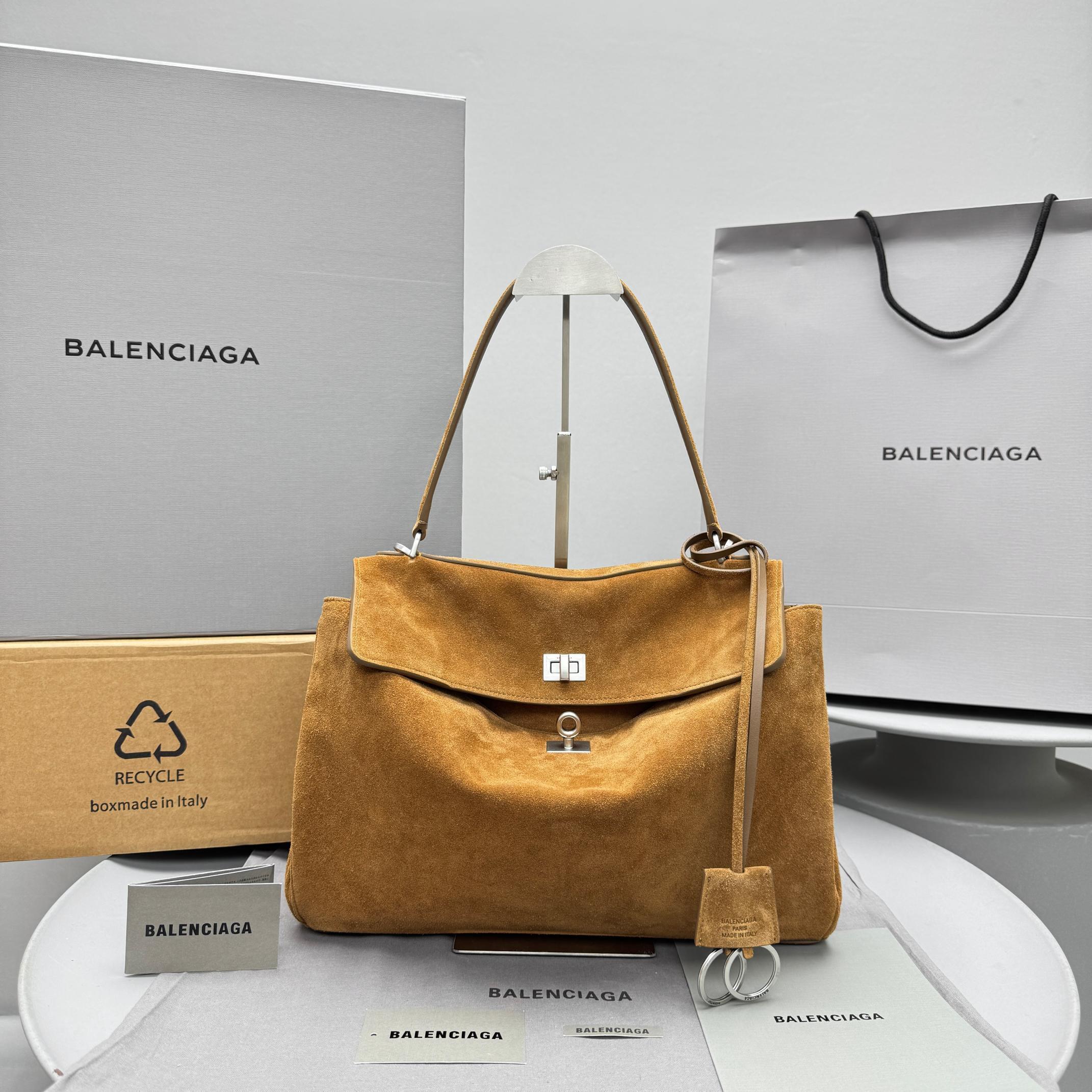 Balenciaga Rodeo medium handbag in camel suede