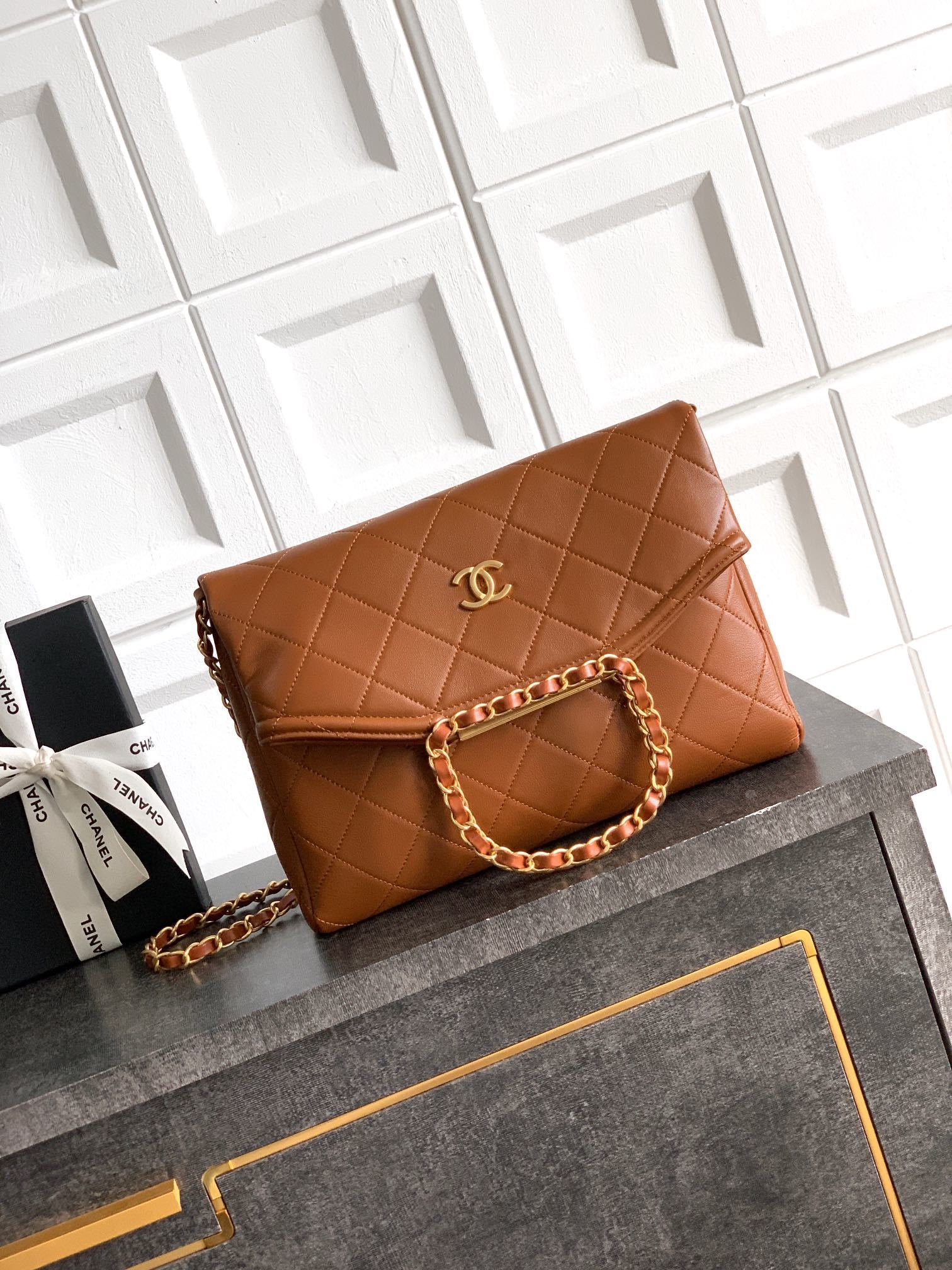 Chanel 19 flap bag in caramel-colored lambskin leather
