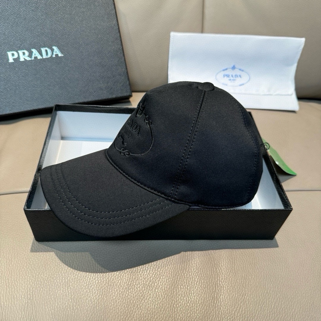 Prada Re-Nylon baseball cap in black