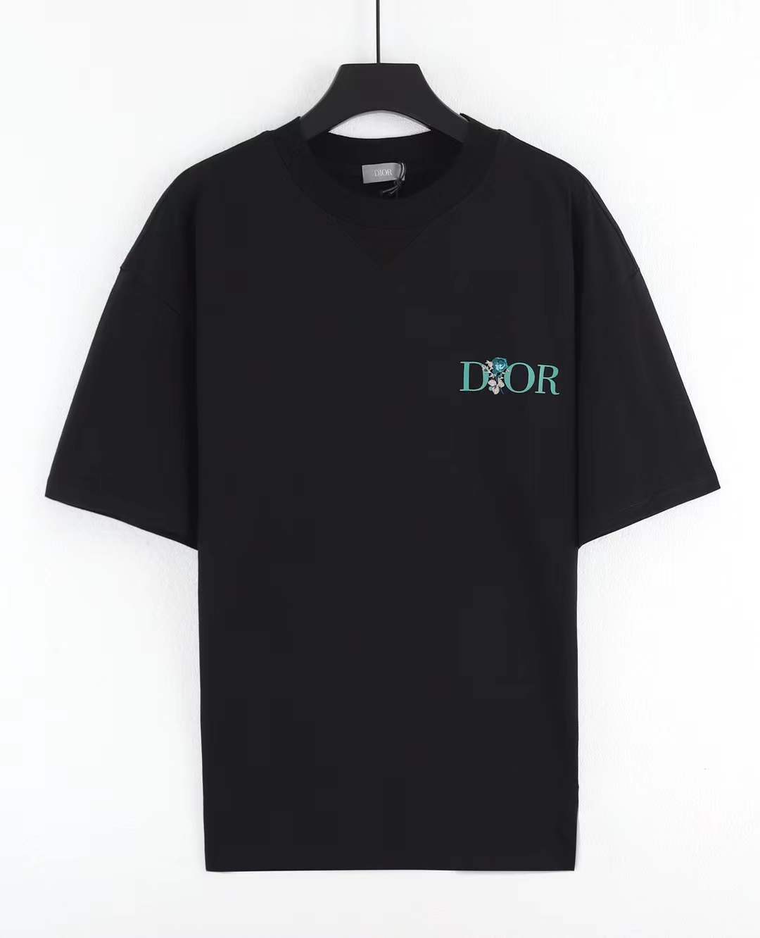 Dior Men Relaxed-Fit Dior Jardin T-shirt in black cotton jersey