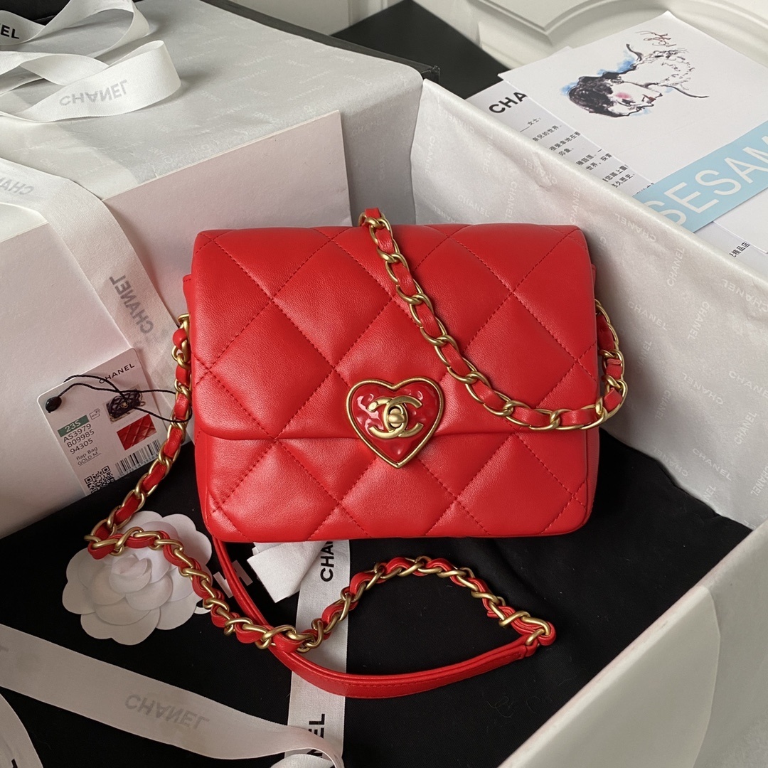 Chanel Matelassé Heart Lock Shoulder Bag in red lambskin leather with gold-tone hardware