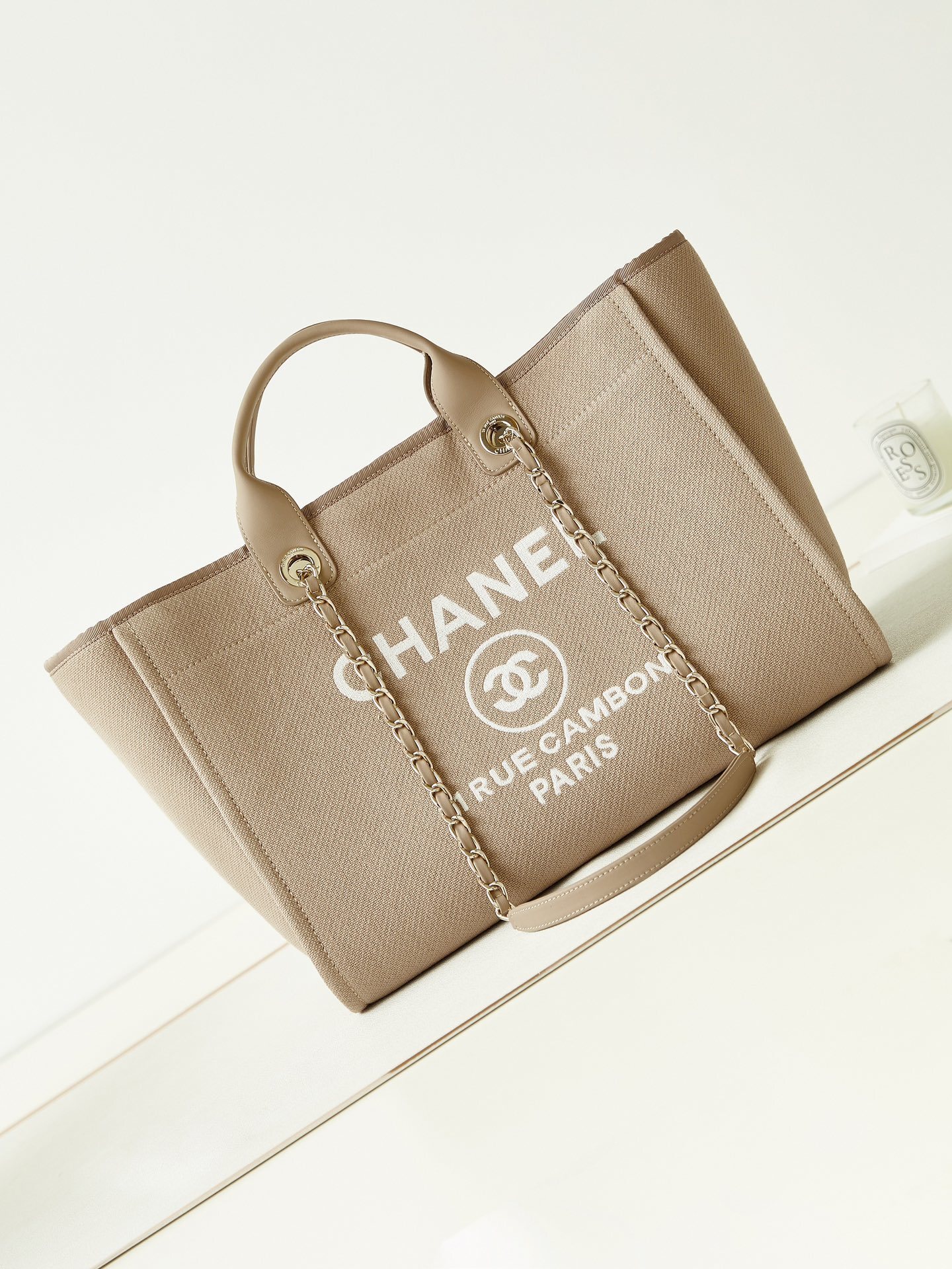 Chanel Deauville Shopper tote bag in beige canvas and calfskin leather