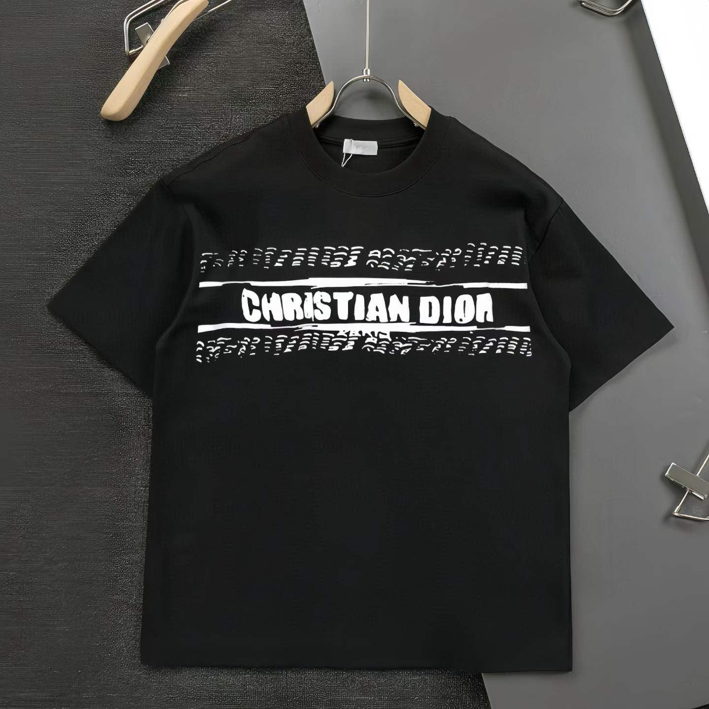 Christian Dior Couture relaxed-fit T-shirt in black cotton jersey with a distressed-effect signature