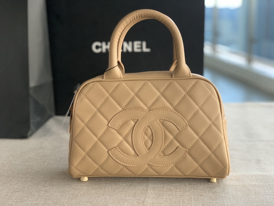 Chanel mini Boston bag in beige caviar leather