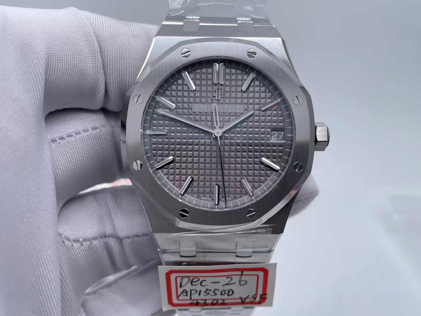 AP0936B - Royal Oak 41mm 15500 SS/SS Grey VSF DD4302 $498