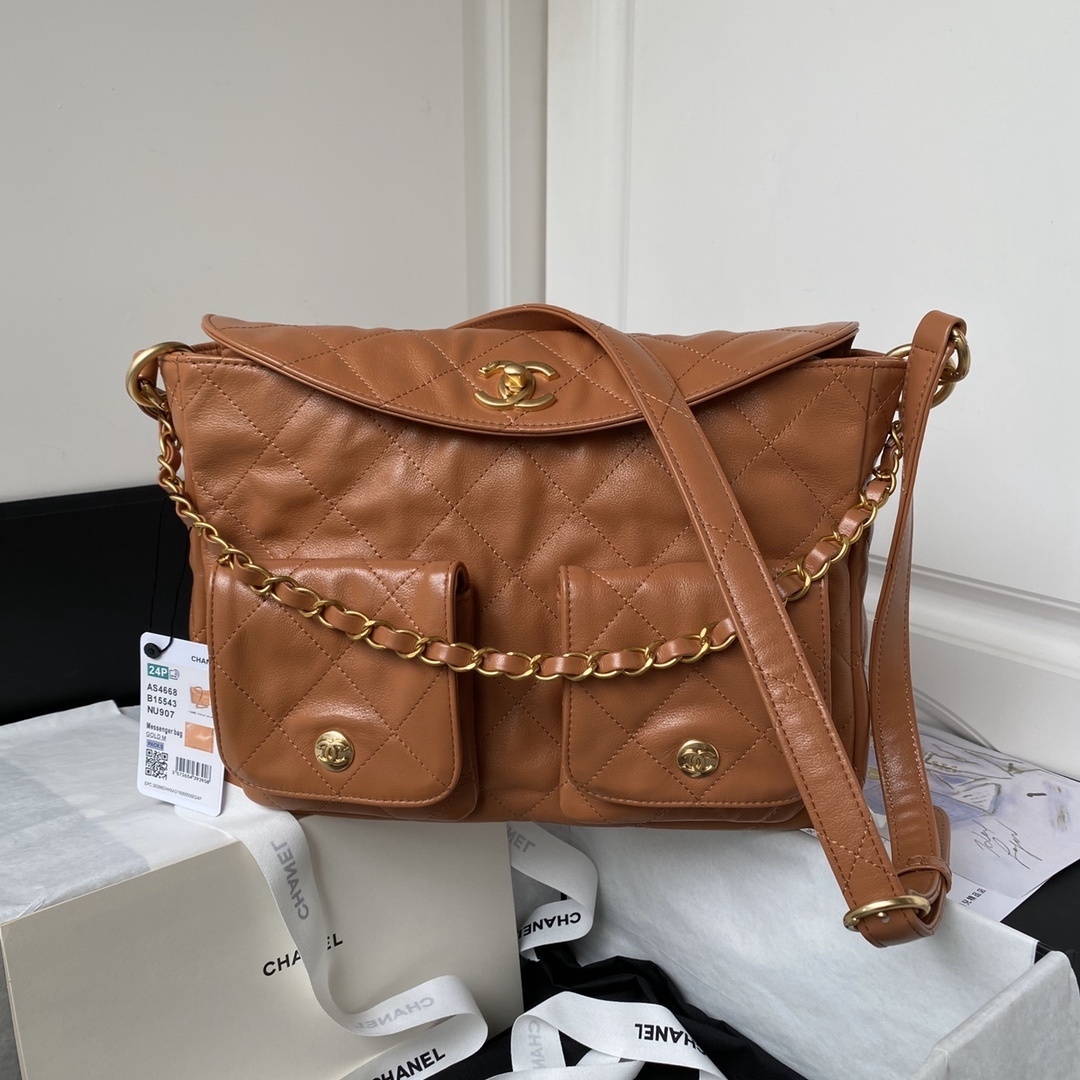 Chanel 24P Large Hobo Bag in camel shiny calfskin Leather