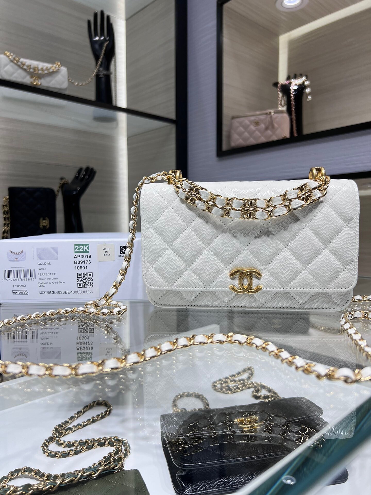 Chanel Small Flap Bag with Top Handle in white caviar leather