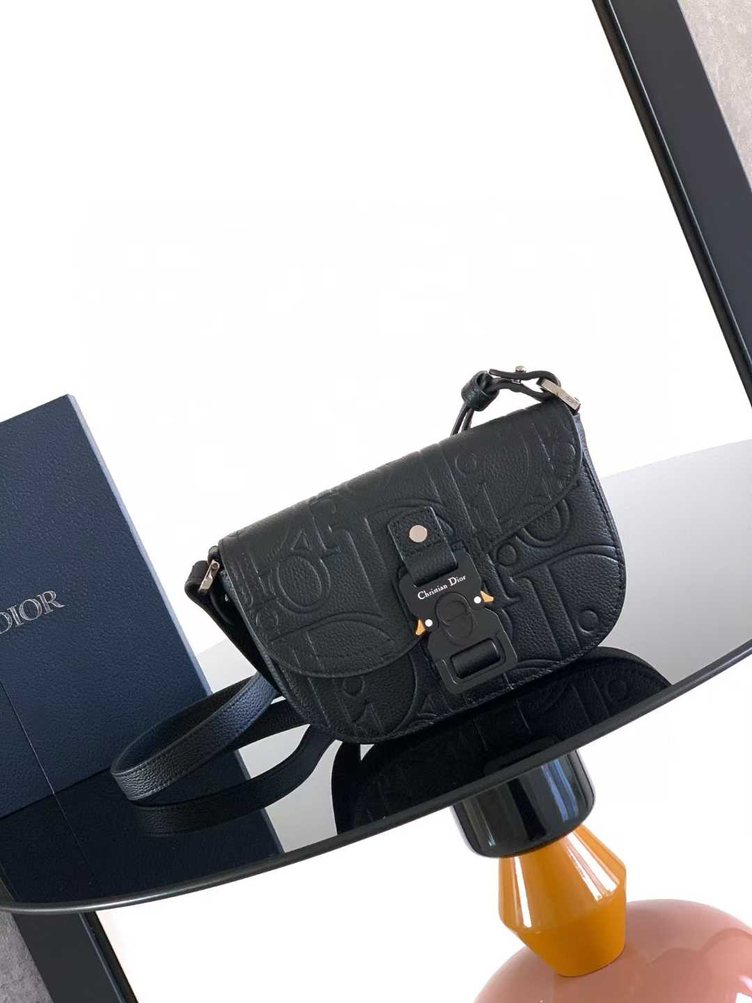 Dior Small Saddle Messenger Bag with Flap in black Gravity leather and grained calfskin
